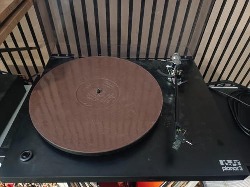 Platine vinyle rega - rega, planar3